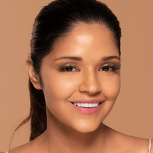 Load image into Gallery viewer, Flawless Radiance Foundation